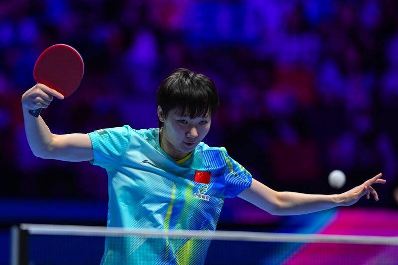 单打世界杯:孙颖莎4-2逆转蒯曼进八强 王艺迪4-1张本美和